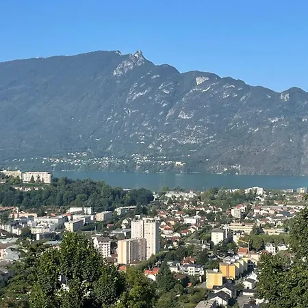 Bright 50m With Magnificent View Апартаменты