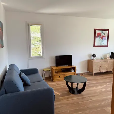 Bright 50m With Magnificent View *