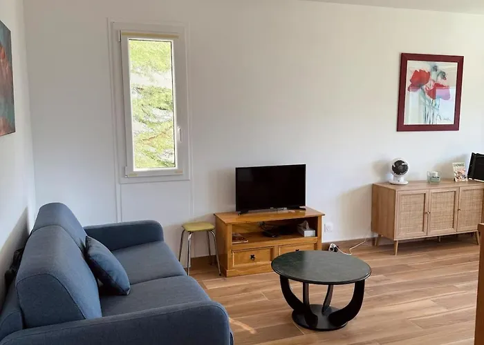 Bright 50m With Magnificent View *