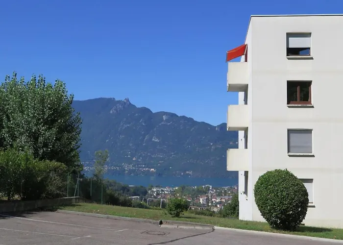 Bright 50m With Magnificent View Lägenhet *